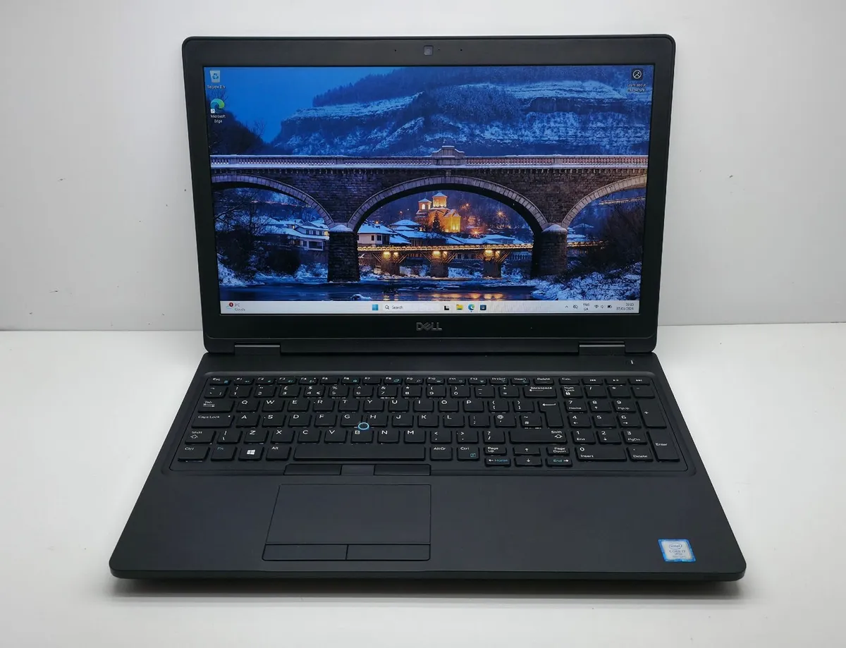 Dell Latitude 5591- i7(8gen)/16GB RAM/Win11 Laptop