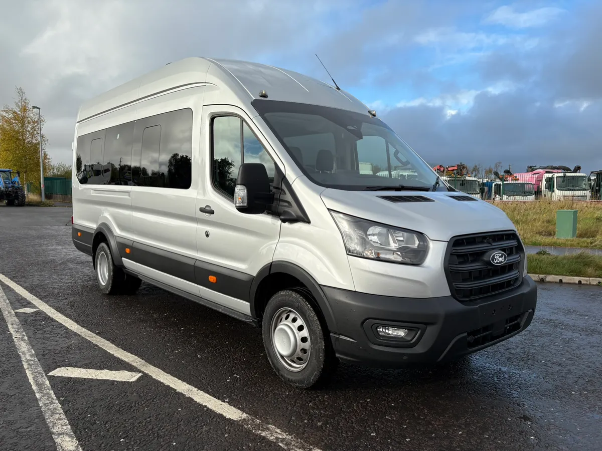 New Transit 460 18 Seater - Image 1