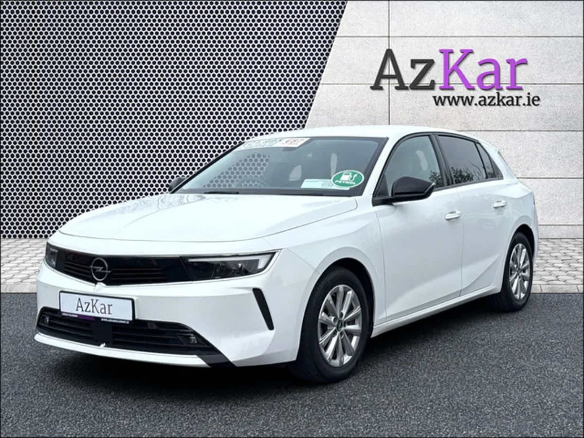 Opel Astra 2022 SC 1.2L PETROL HATCHBACK NCT 2028 - Image 3