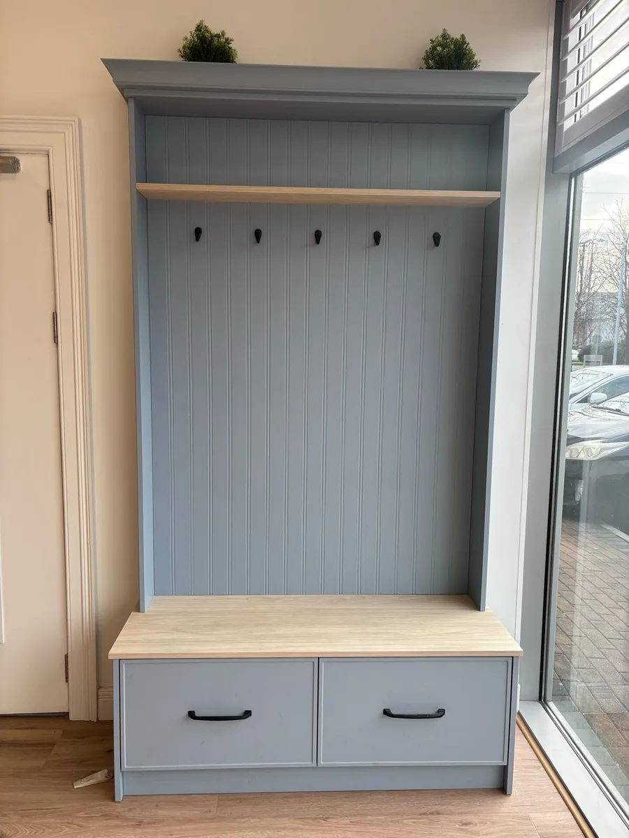 Hallway storage bench - Image 2