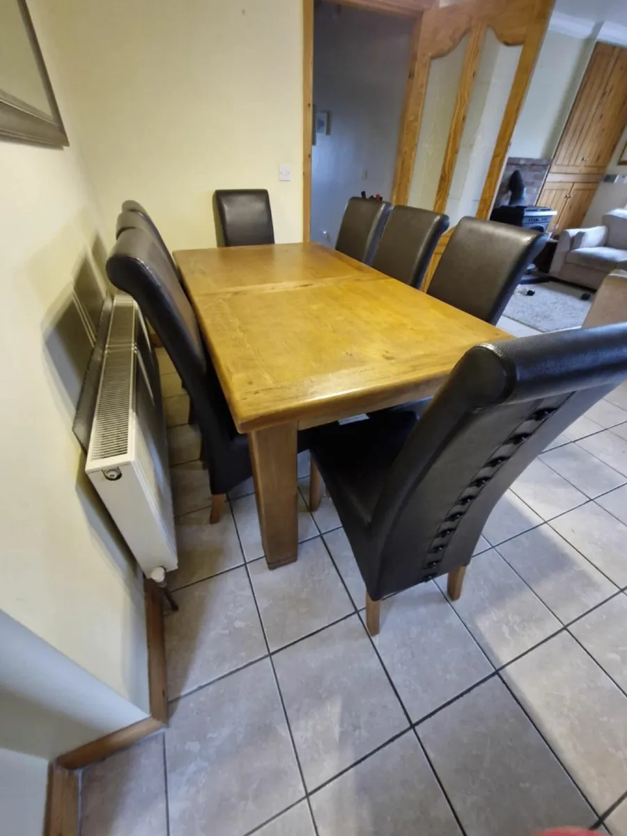 Dining Table with 8 chairs - Image 3