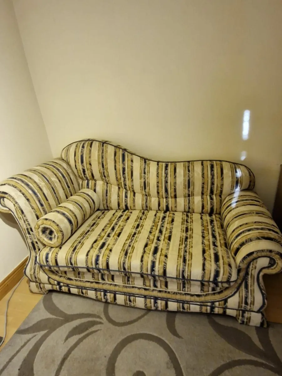 Chaise Lounge - Image 2