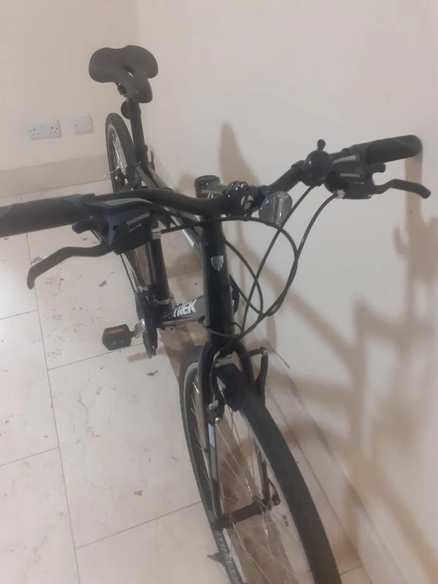 Trek adult mens bike - Image 2