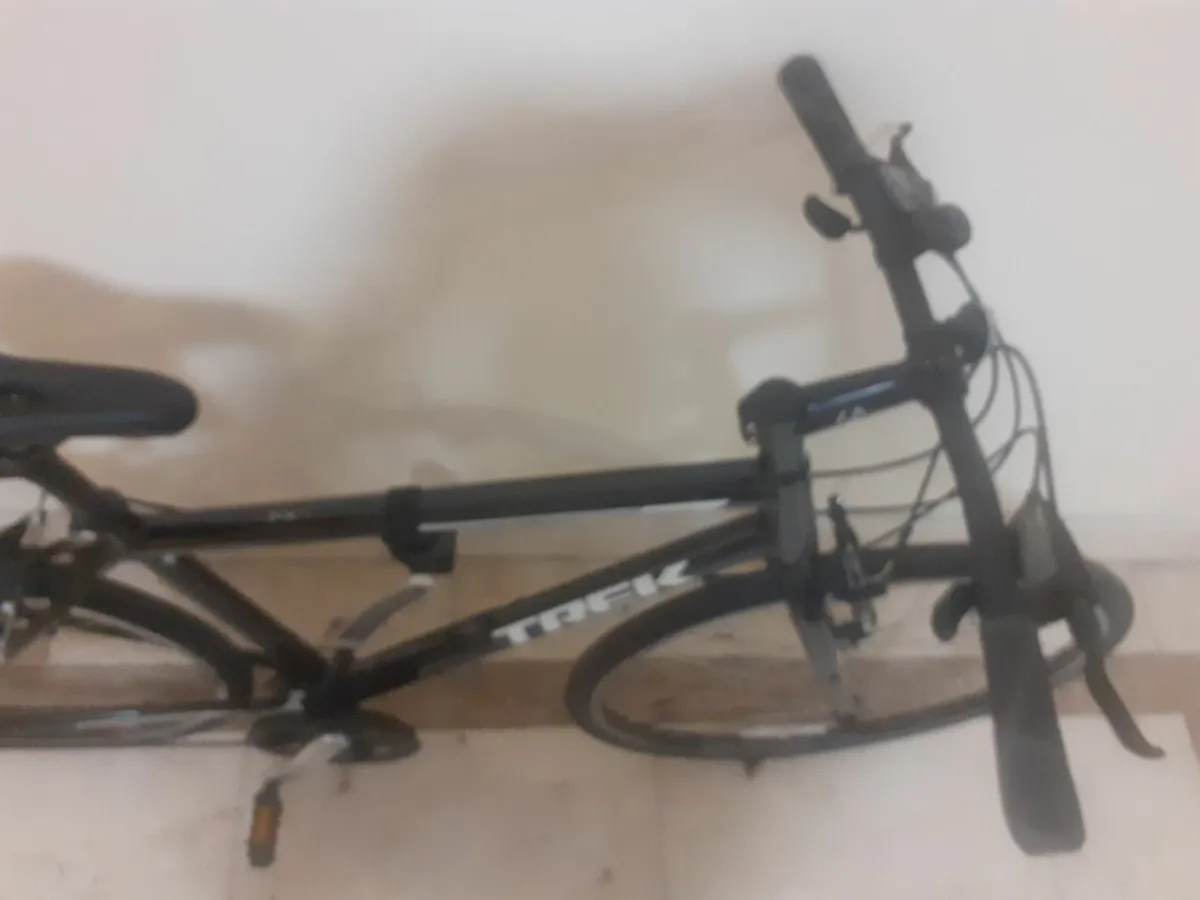 Trek adult mens bike - Image 4