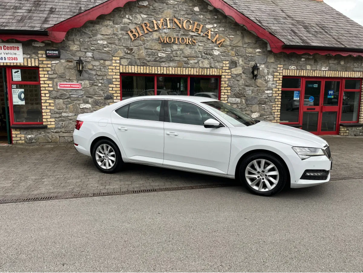 Skoda Superb AMBITION 2.0 TDI 150HP 5DR - Image 2