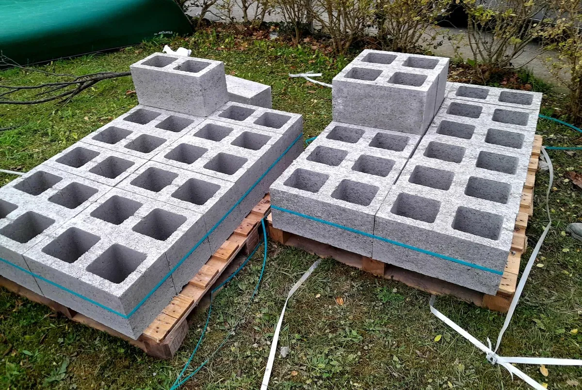 9 inch hollow blocks