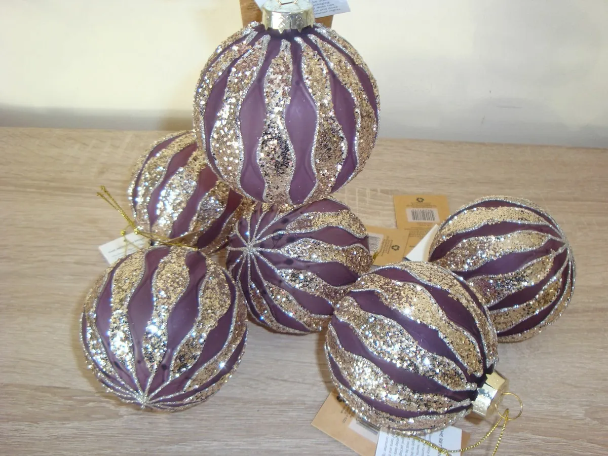 Champagne gold and purple baubles - NEW - Image 1