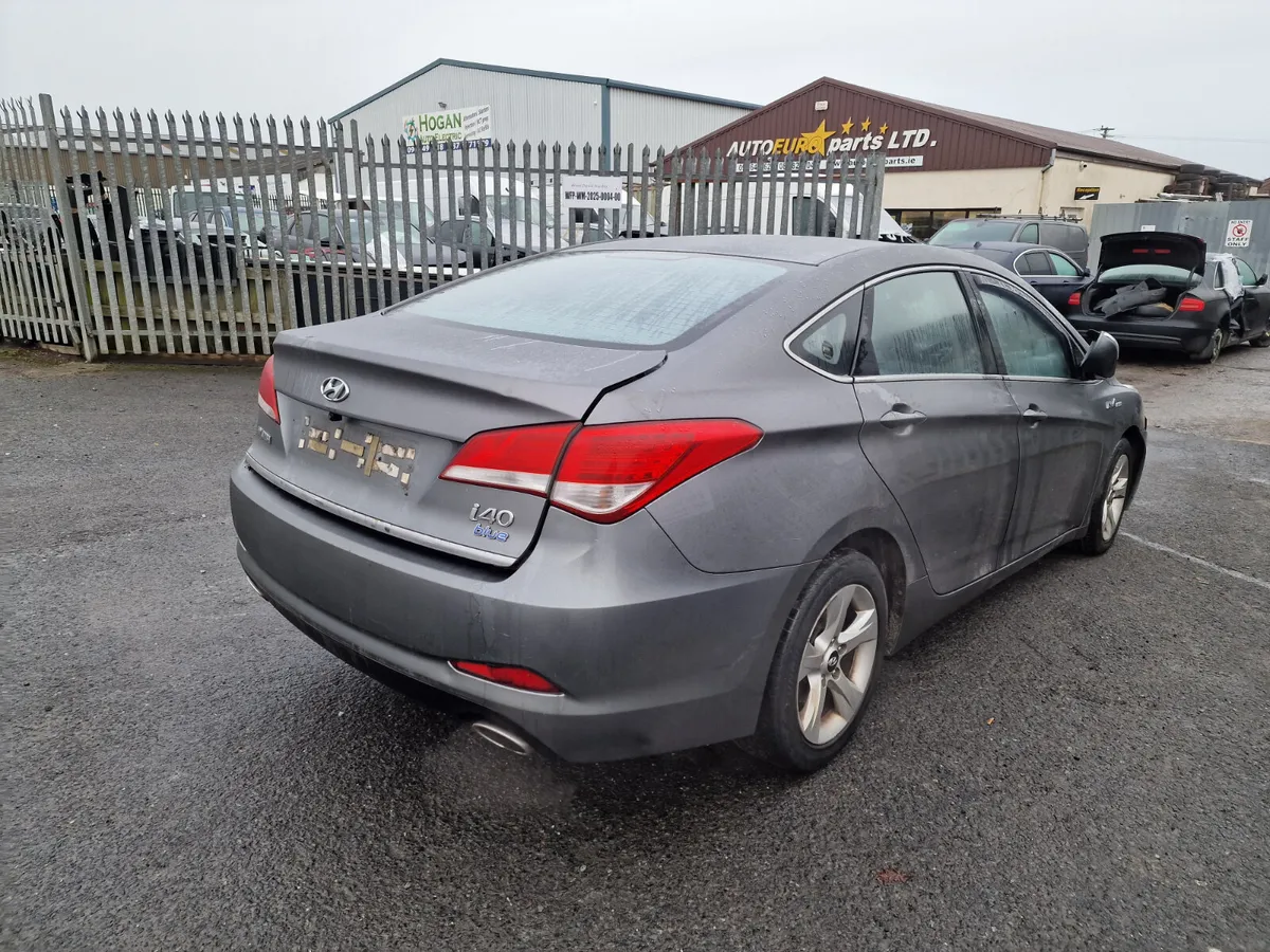 14 HYUNDAI I40  1.7 CRDI (D4FDD) FOR BREAKING - Image 3