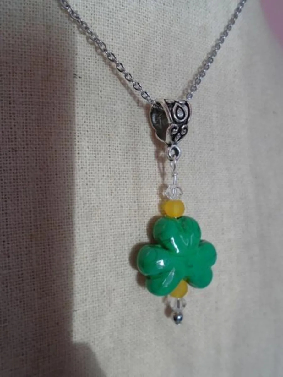 Shamrock jewellery set. Necklace St. Patrick's Day - Image 4