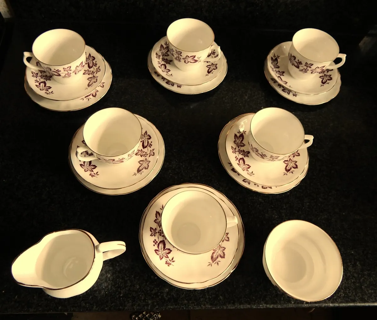 20 Piece China Tea Set - Image 3