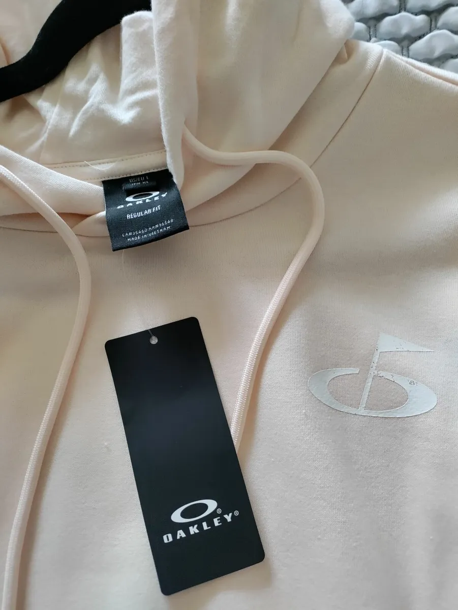 Oakley Golf Hoodie L New - Image 4