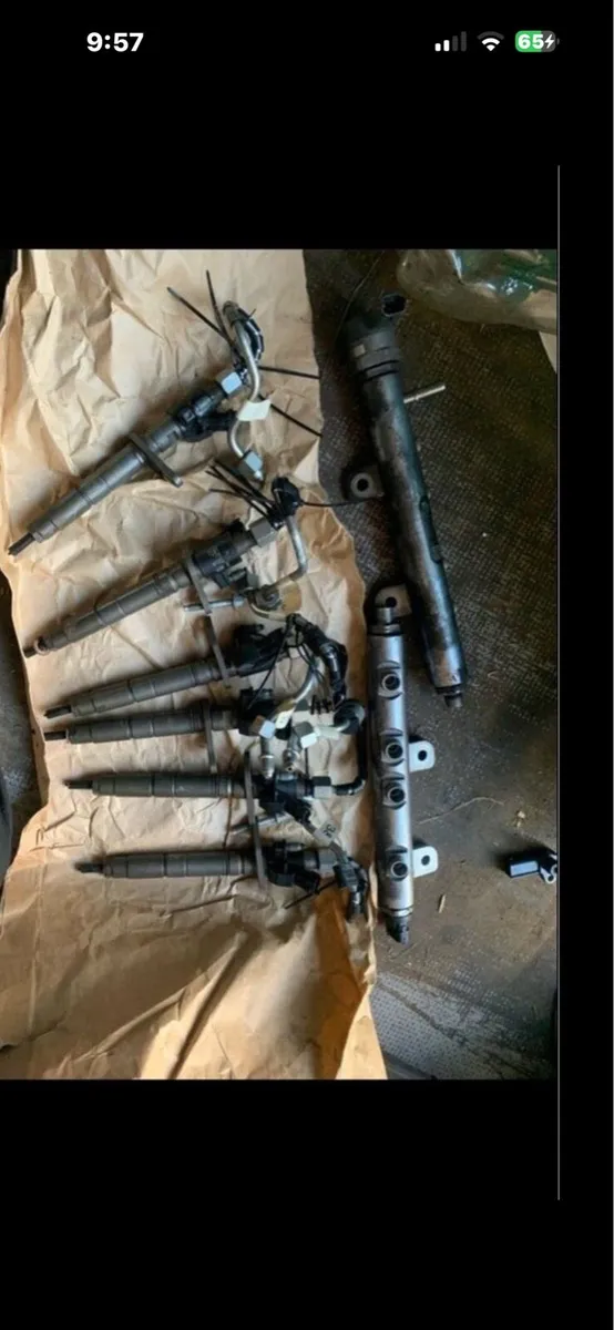 Range Rover - Image 1