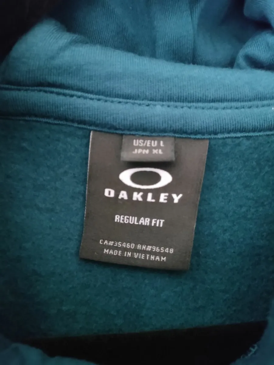 Oakley Golf Hoodie L New - Image 3