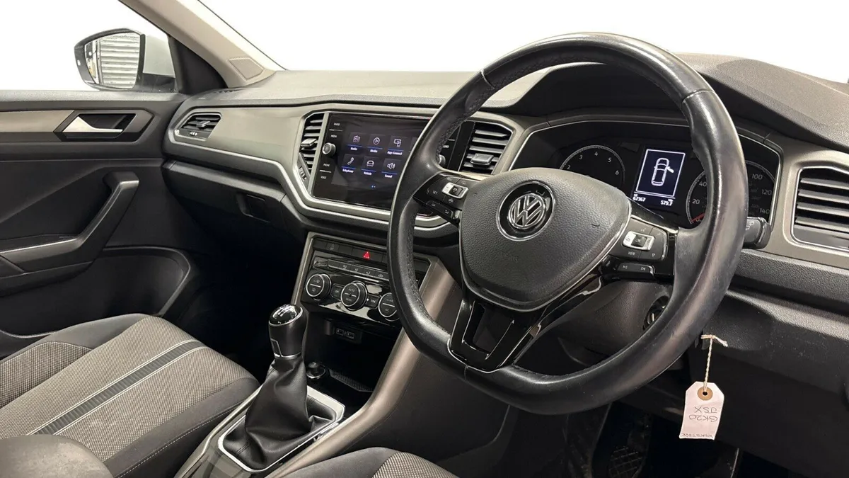 Volkswagen T-roc Hatchback SE - Image 4