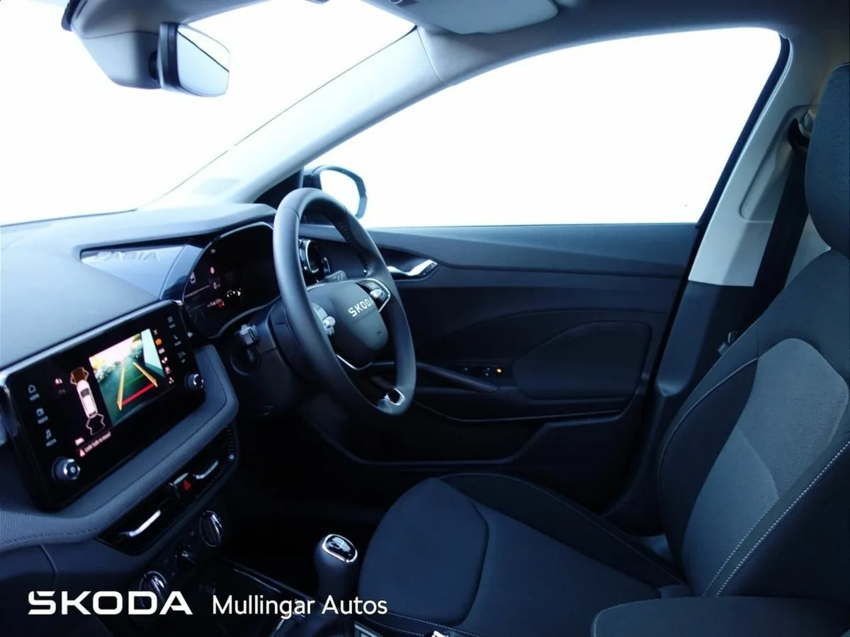 Skoda Fabia FABIA SELECTION 1.0MPI 80HP - Image 4