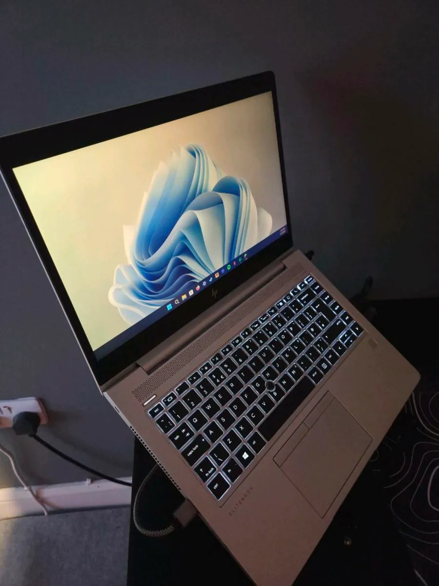 Hp elitebook - Image 2