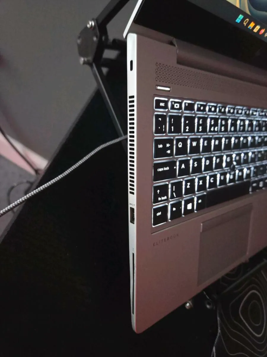 Hp elitebook - Image 3