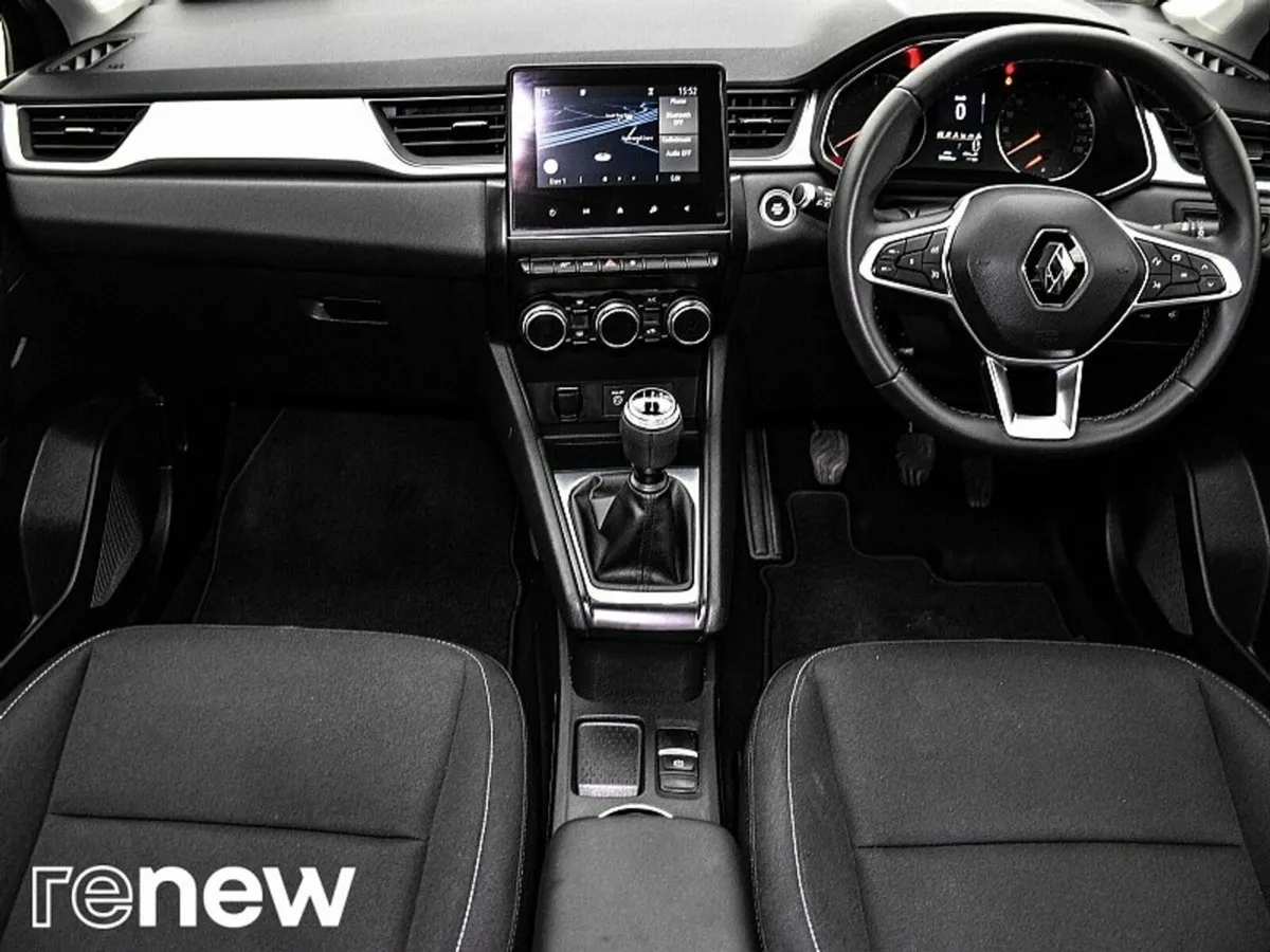 Renault Captur TCe 100 Iconic - Image 2