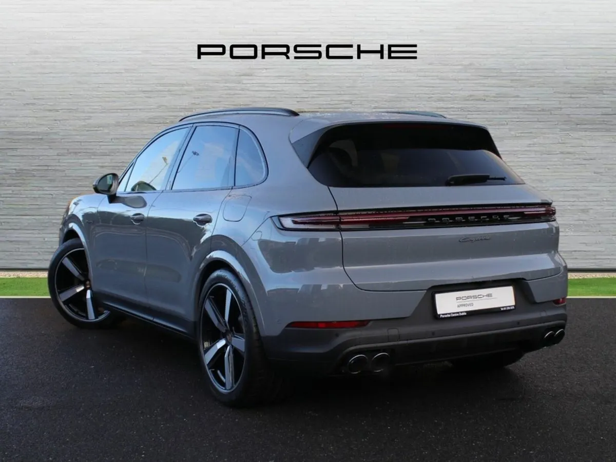 Porsche Cayenne E-Hybrid - Image 3