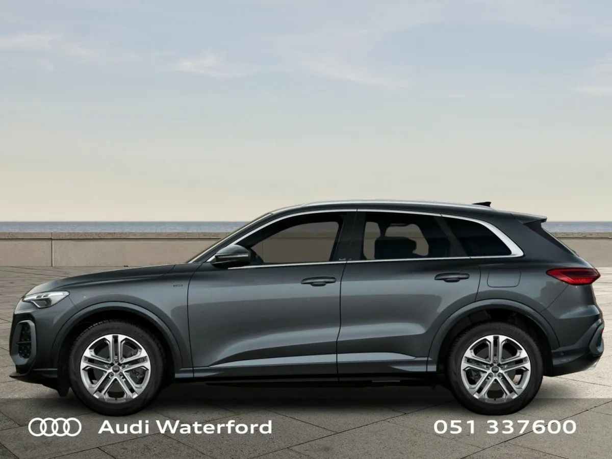 Audi Q5 E-Hybrid 220KW Quattro S-LINE - Image 3