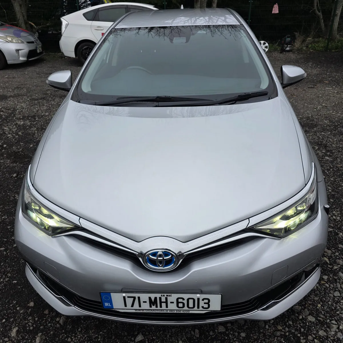 Toyota Auris Hybrid Automatic Low Miles 2017 - Image 3