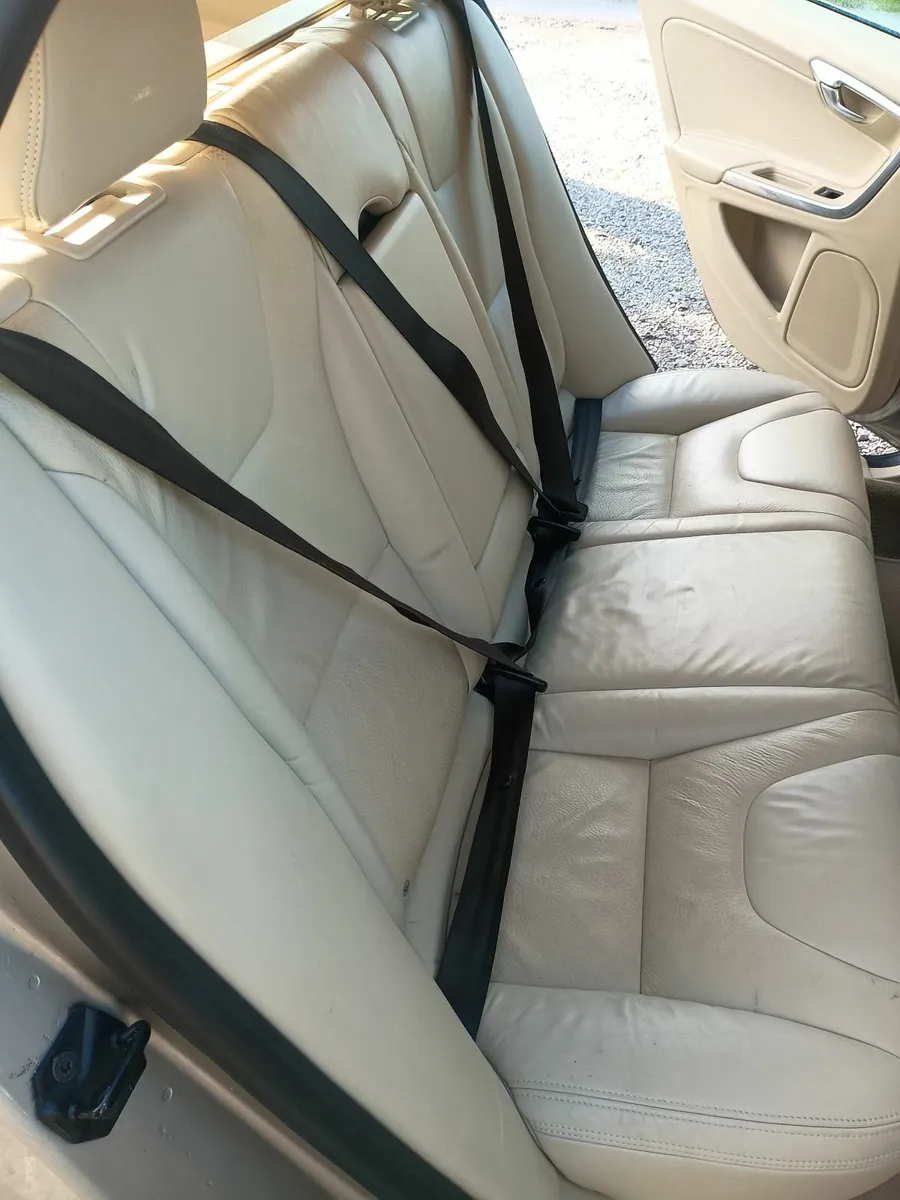 Volvo V60 2013 - Image 3