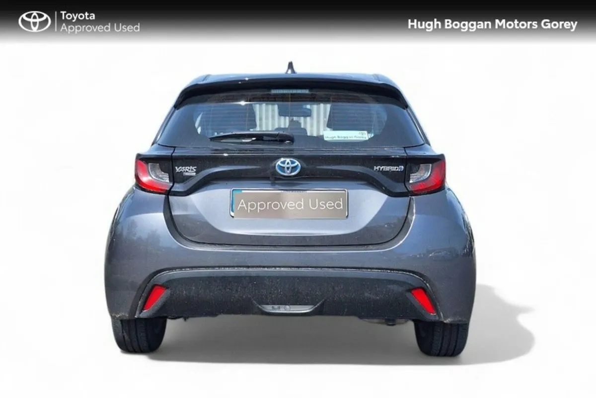 Toyota Yaris HYBRID LUNA 4DR AUTO - Image 4