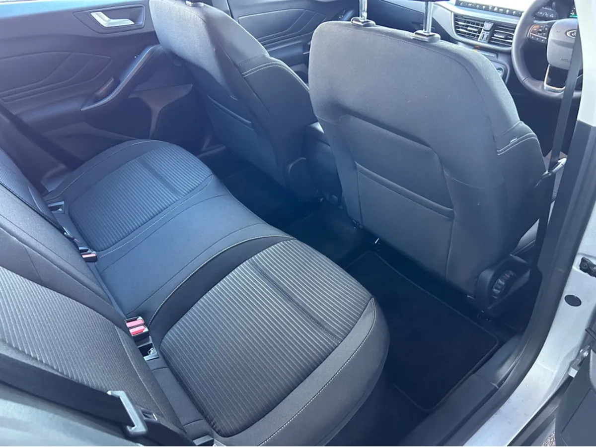 Ford Focus NEW MODEL - Image 4