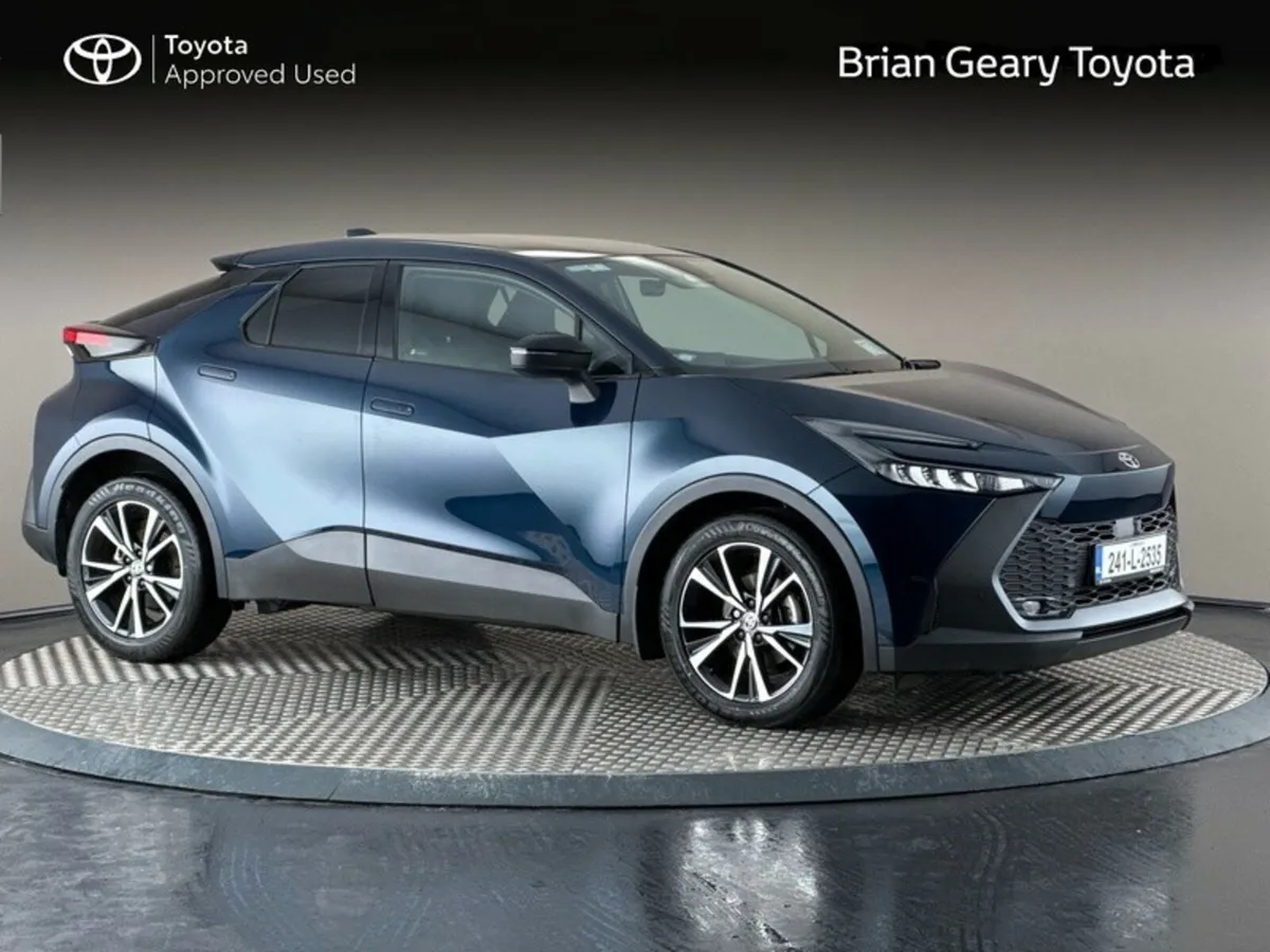 Toyota C-HR Hybrid Sport - Image 1