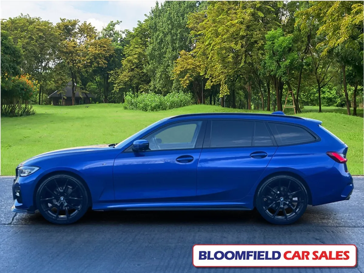 BMW 3-Series 320D M-SPORT , X-DRIVE // M PERFORMAN - Image 4