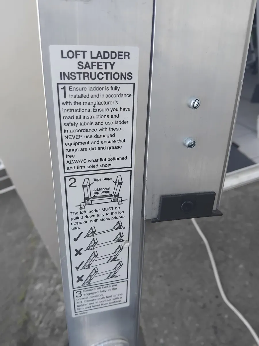 Handy 3 way ladder in great condition priced - Image 2