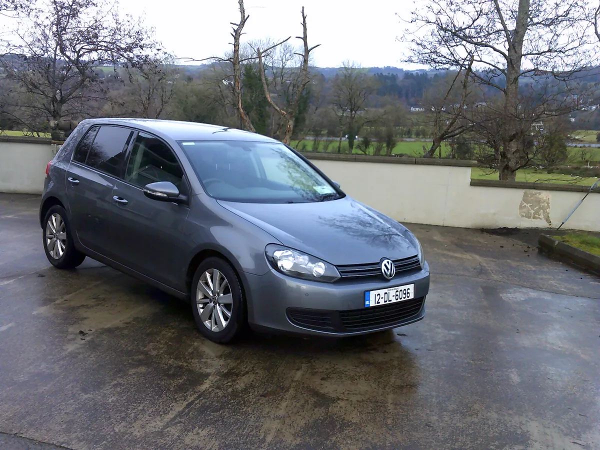 Volkswagen Golf 2012--AUTOMATIC - Image 1