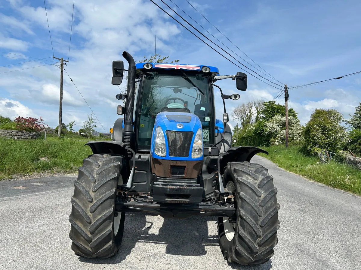 2015 New Holland T6-155 - Image 2