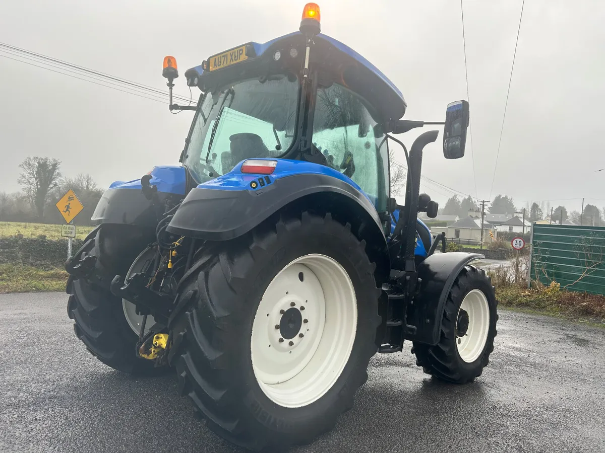 2022 New Holland T5-120 - Image 3