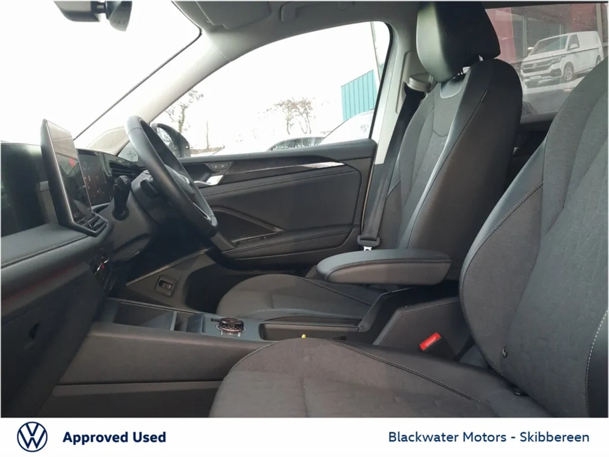 Volkswagen Tiguan 2.0TDI 150BHP EDITION 75 AUTOMAT - Image 3