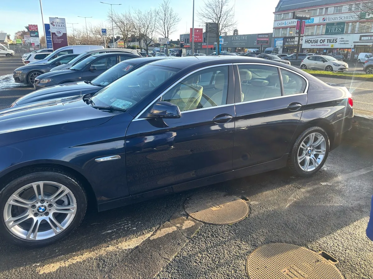2012 BMW 520d - Image 2