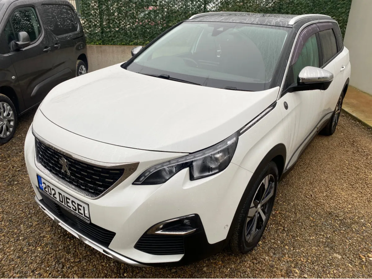Peugeot 5008 2.0 HDI CROSS CITY  AUTO - Image 2