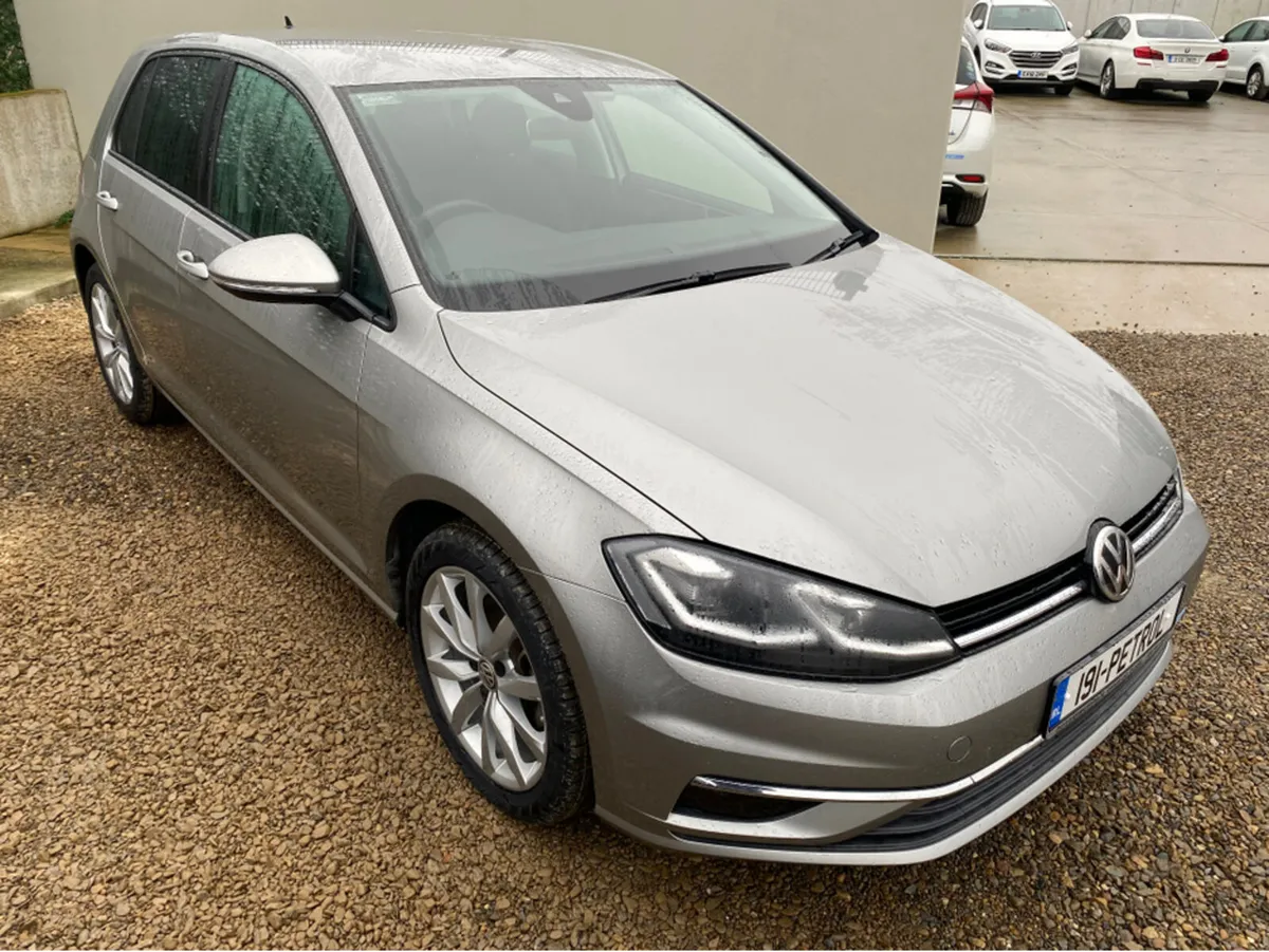 Volkswagen Golf 1.2 tsi comfortline tech edition - Image 1