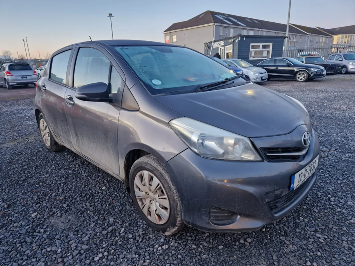 Toyota Yaris 1.0 LUNA 4DR **READ ADD ** - Image 1