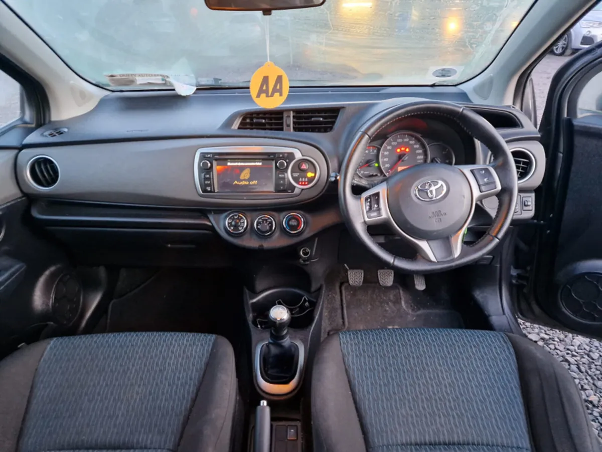 Toyota Yaris 1.0 LUNA 4DR **READ ADD ** - Image 4