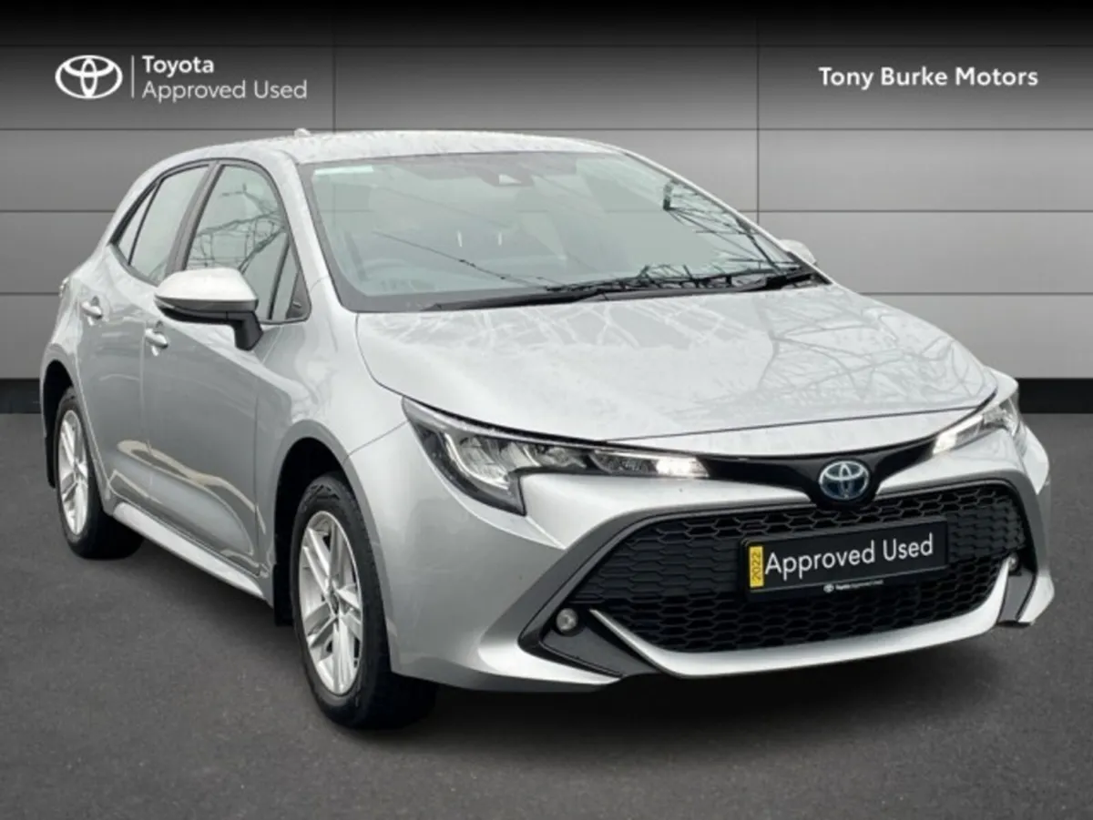 Toyota Corolla Hatchback 5dr Hybrid - Luna Edition - Image 1