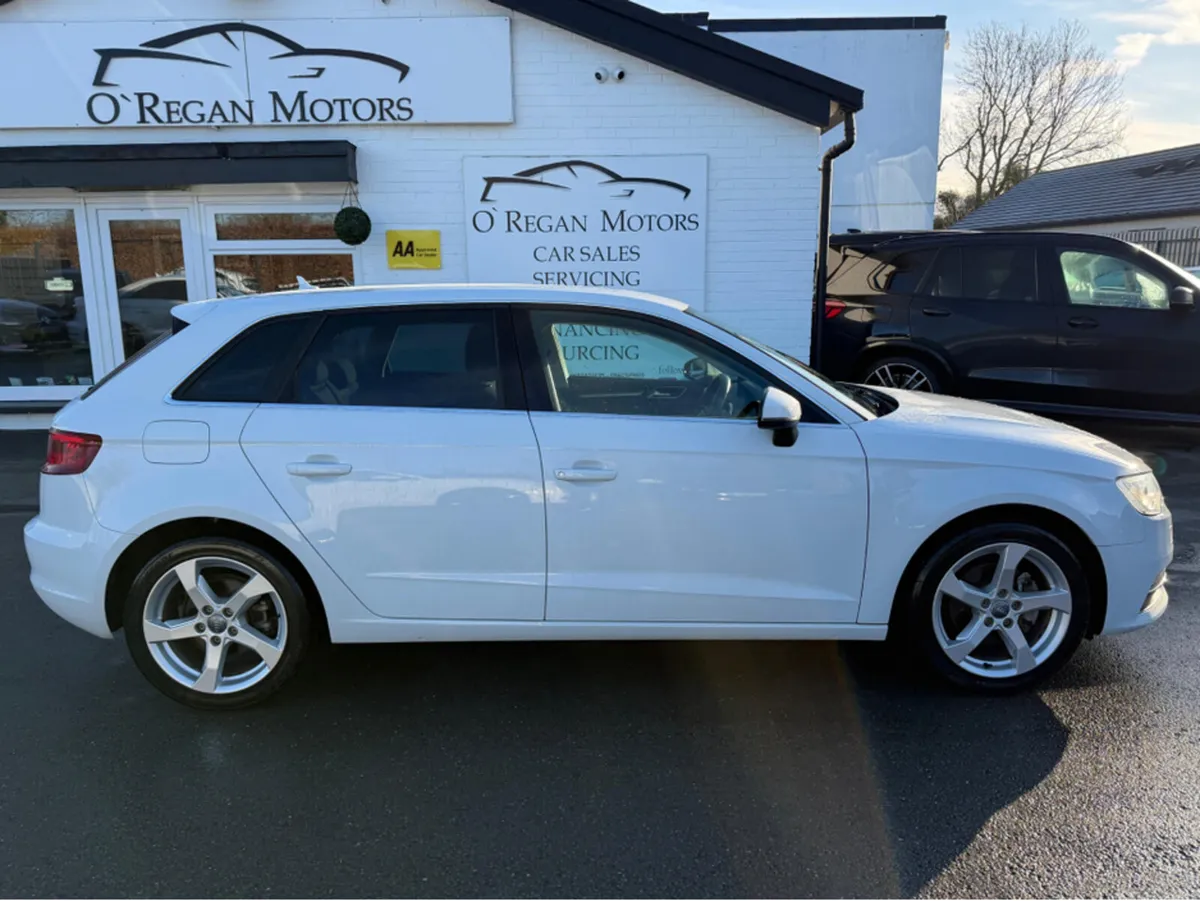 Audi A3 1.4TFSI SE TECHNIK 5DR - Image 2