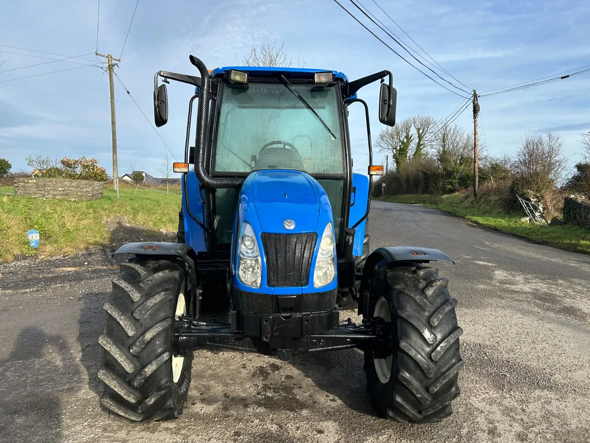 2006 New Holland TL70A - Image 2