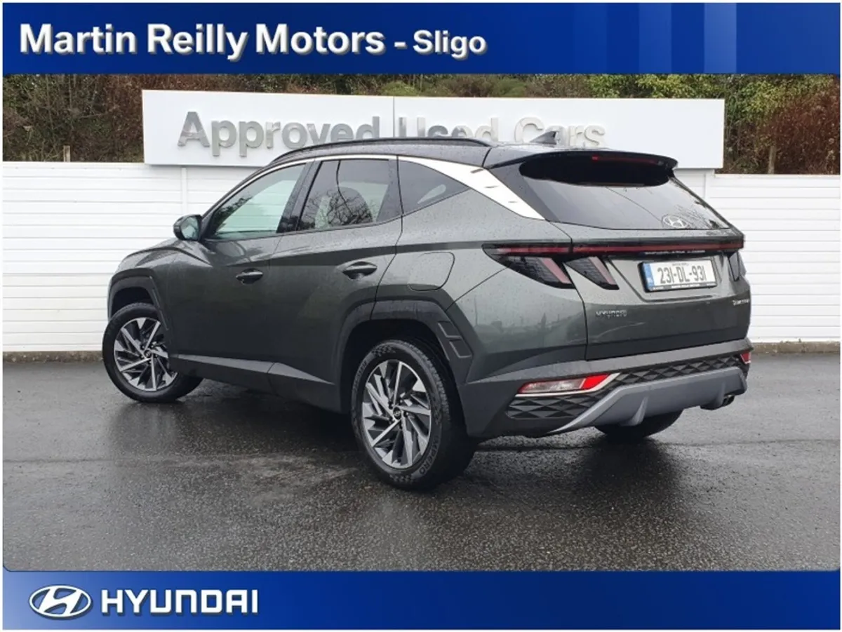 Hyundai Tucson Executive Plus 2-Tone - Image 3