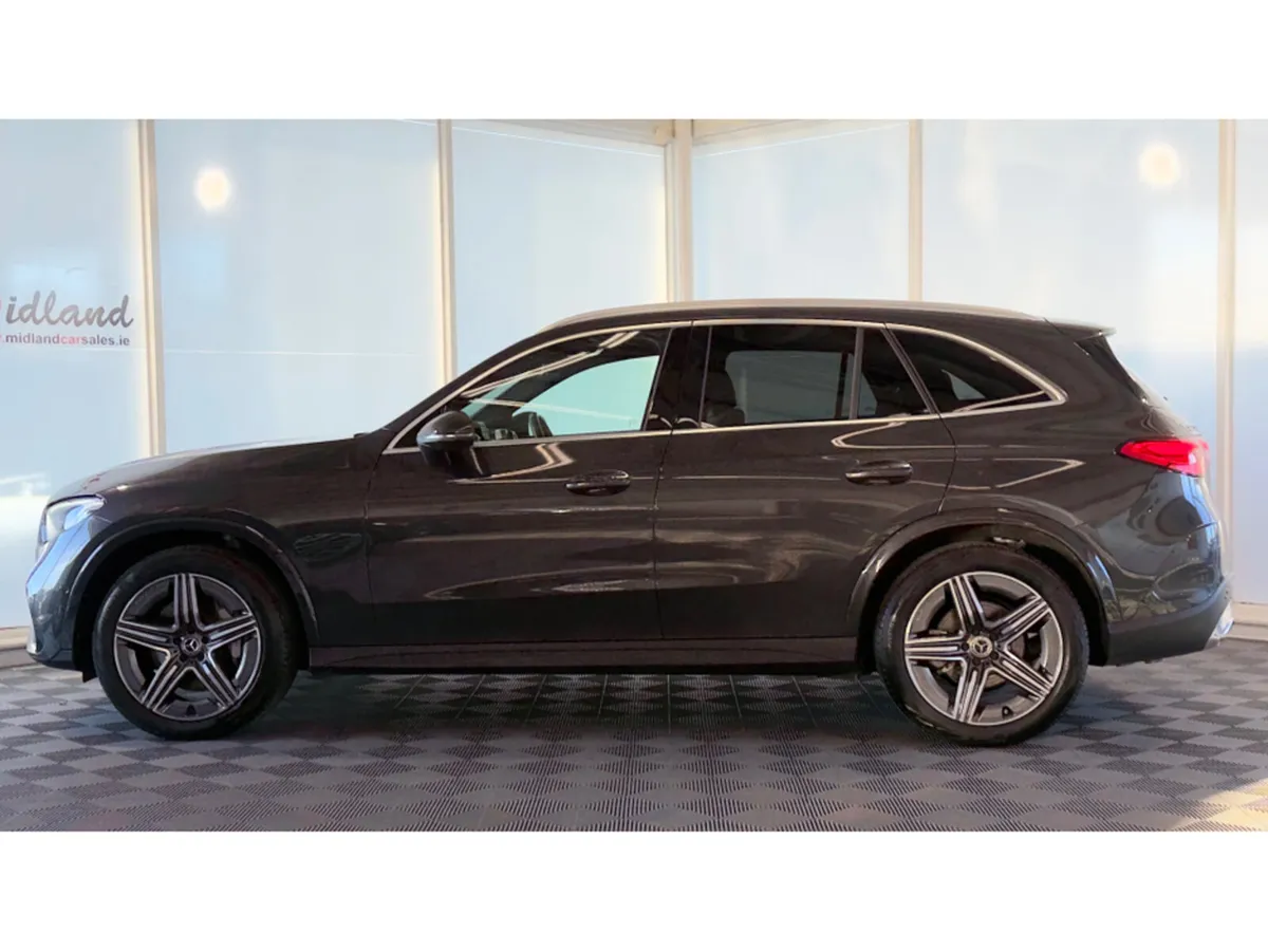 Mercedes-Benz GLC AMG LINE PLUS - Image 2