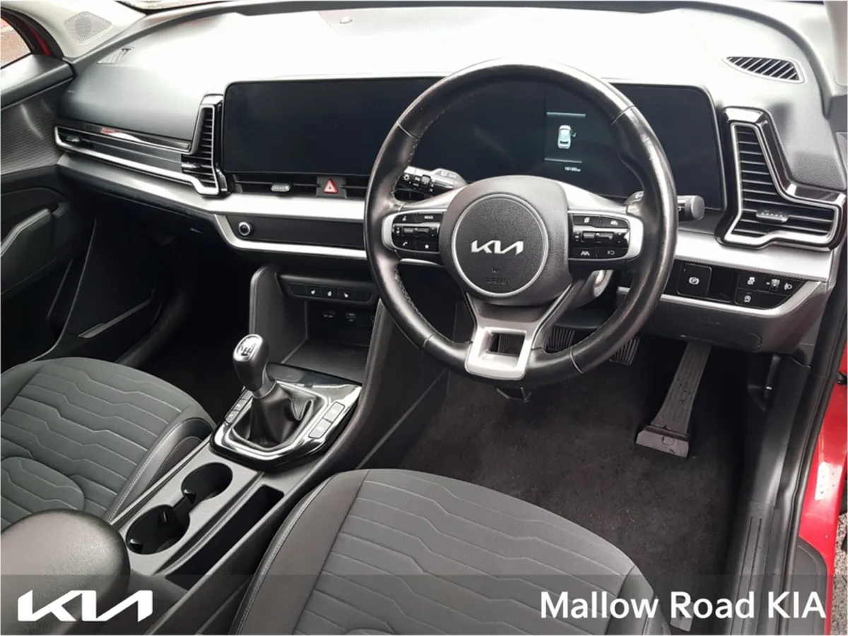 Kia Sportage MANUAL 5DR - Image 2