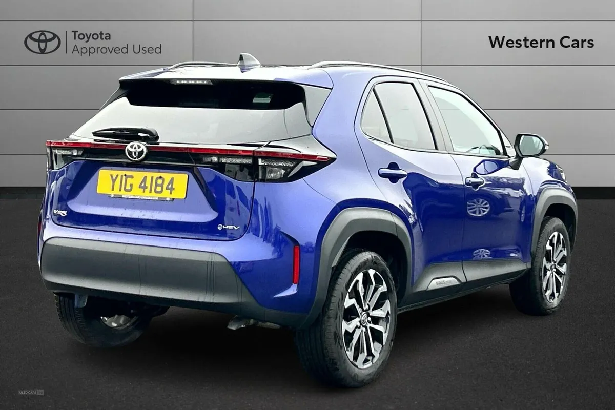 Toyota Yaris Cross 1.5 VVT-h Design E-CVT Euro 6 ( - Image 2