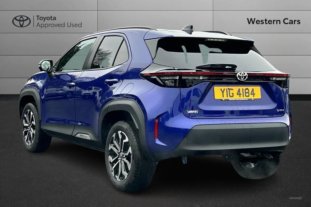 Toyota Yaris Cross 1.5 VVT-h Design E-CVT Euro 6 ( - Image 4