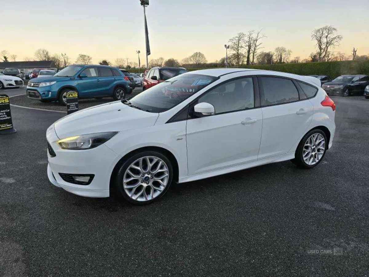 Ford Focus ST-LINE - Image 2