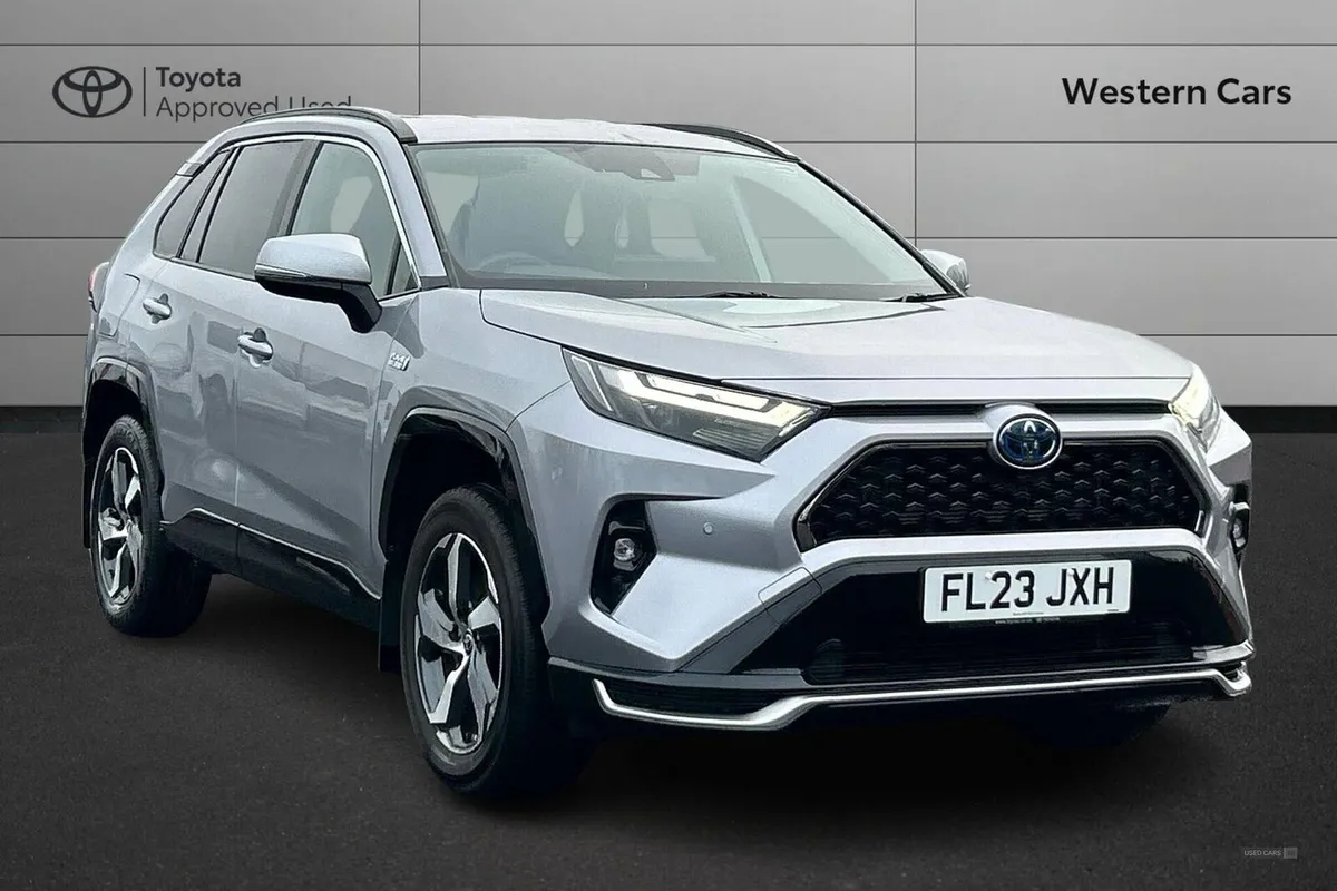 Toyota RAV4 2.5 VVT 18.1kWh Design CVT 4WD Euro 6 - Image 1